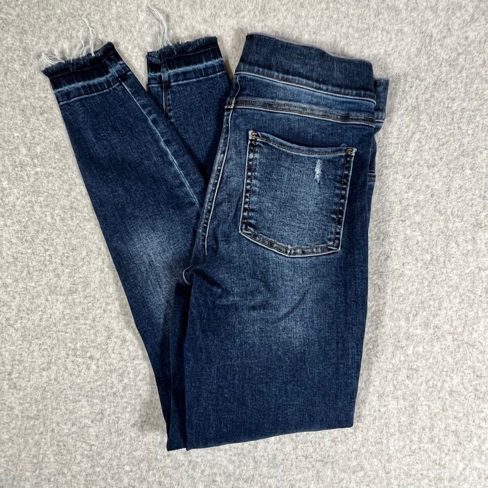 Spanx Womens S Ankle Skinny Jeans Dark Blue Wash‎ Distressed Raw Hem Small